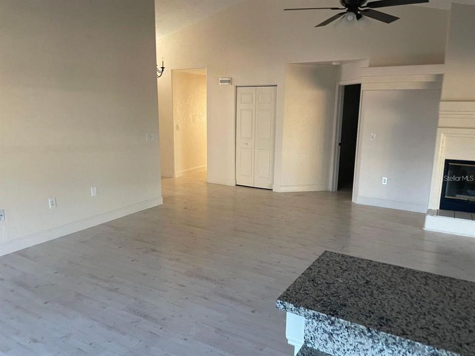 В аренду: $2,500 (3 спален, 2 ванн, 1469 Квадратных фут)