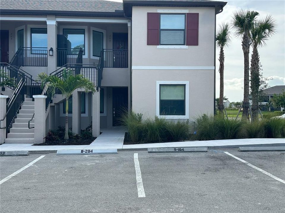 出租: $1,700 (2 贝兹, 2 浴室, 1631 平方英尺)