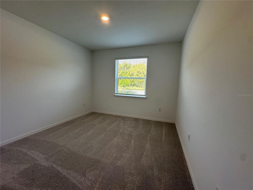 出租: $1,700 (2 贝兹, 2 浴室, 1631 平方英尺)