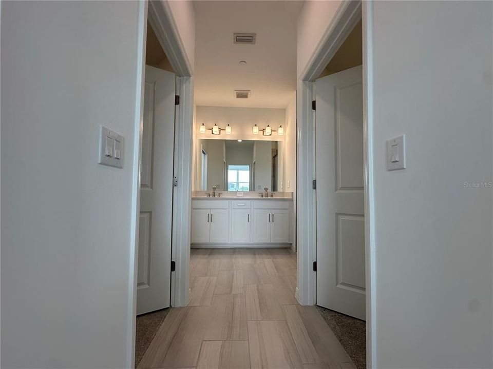 出租: $1,700 (2 贝兹, 2 浴室, 1631 平方英尺)