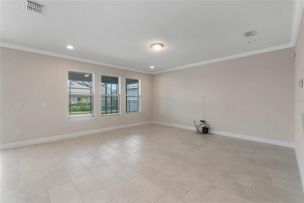 En Renta: $4,500 (5 camas, 4 baños, 2866 Pies cuadrados)