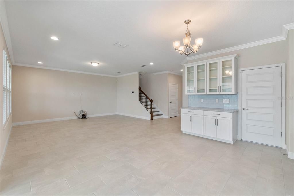 En Renta: $4,500 (5 camas, 4 baños, 2866 Pies cuadrados)