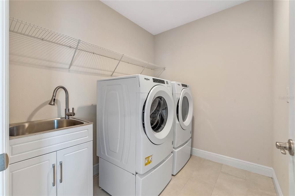 En Renta: $4,500 (5 camas, 4 baños, 2866 Pies cuadrados)