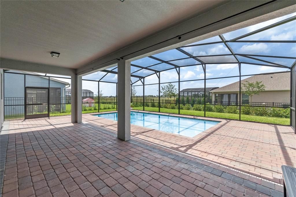 En Renta: $4,500 (5 camas, 4 baños, 2866 Pies cuadrados)