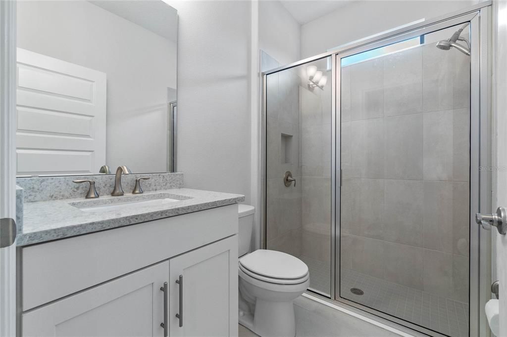 En Renta: $4,500 (5 camas, 4 baños, 2866 Pies cuadrados)