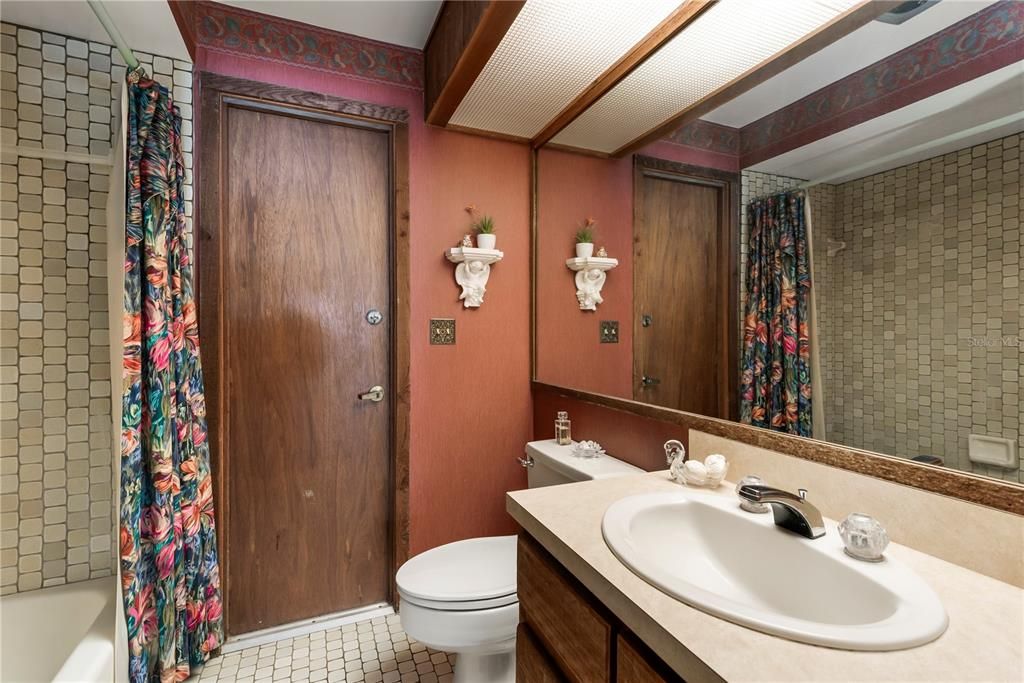 На продажу: $549,000 (2 спален, 2 ванн, 2502 Квадратных фут)