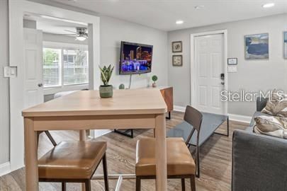 For Sale: $389,900 (4 beds, 2 baths, 1180 Square Feet)