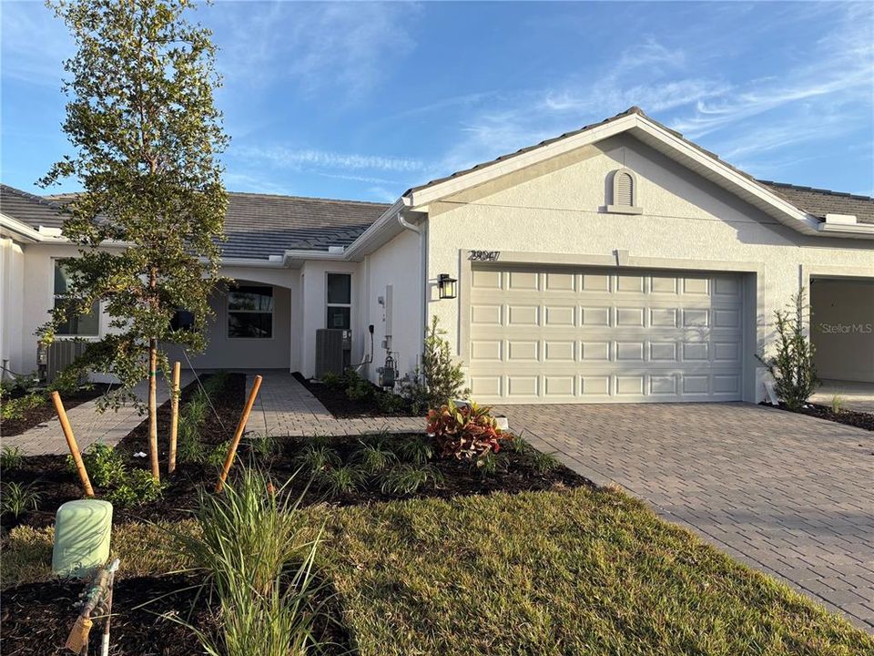 Recently Sold: $395,000 (2 beds, 2 baths, 1448 Square Feet)