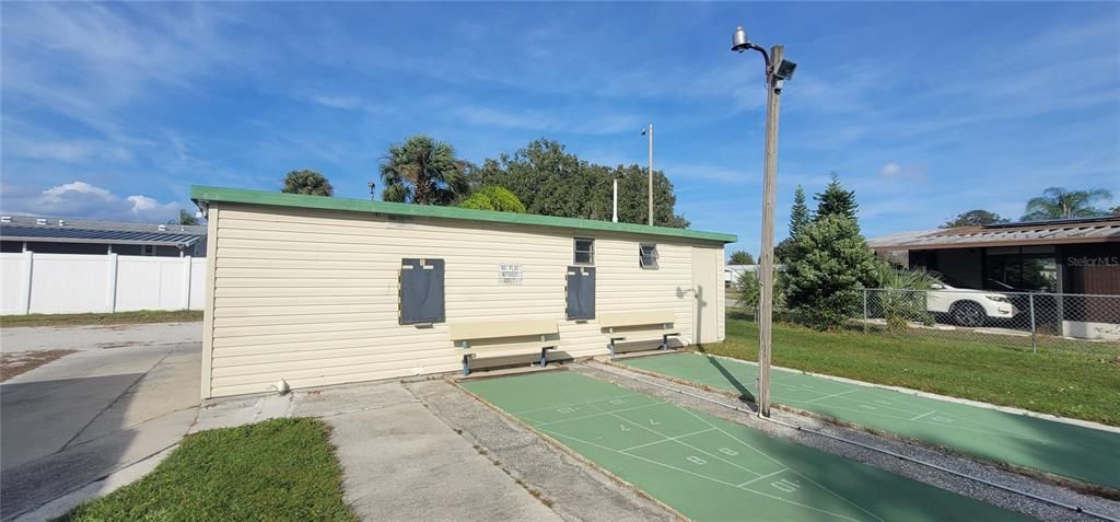 For Sale: $133,000 (2 beds, 2 baths, 840 Square Feet)