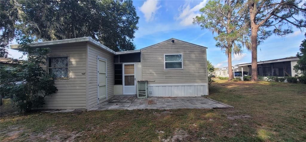 For Sale: $133,000 (2 beds, 2 baths, 840 Square Feet)