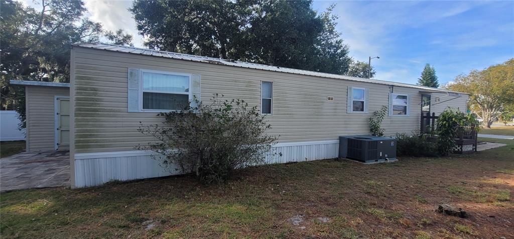 For Sale: $133,000 (2 beds, 2 baths, 840 Square Feet)