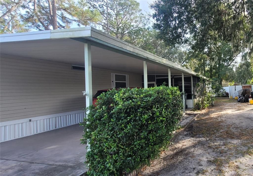 For Sale: $133,000 (2 beds, 2 baths, 840 Square Feet)