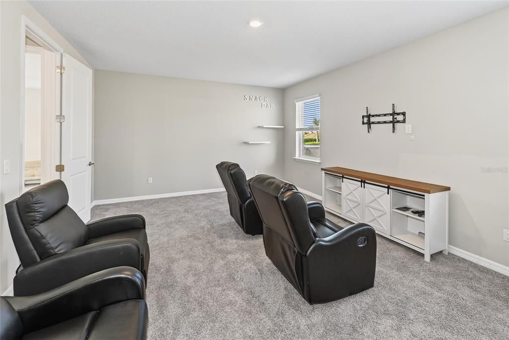 For Rent: $4,400 (4 beds, 3 baths, 3078 Square Feet)