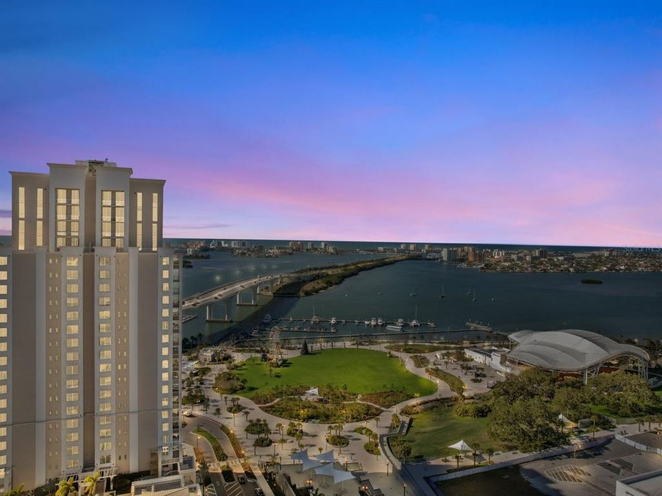 For Sale: $1,189,000 (2 beds, 2 baths, 1676 Square Feet)