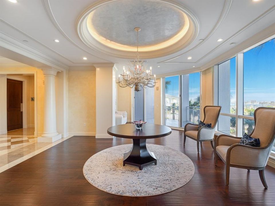 For Sale: $1,189,000 (2 beds, 2 baths, 1676 Square Feet)