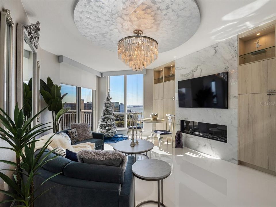 For Sale: $1,189,000 (2 beds, 2 baths, 1676 Square Feet)