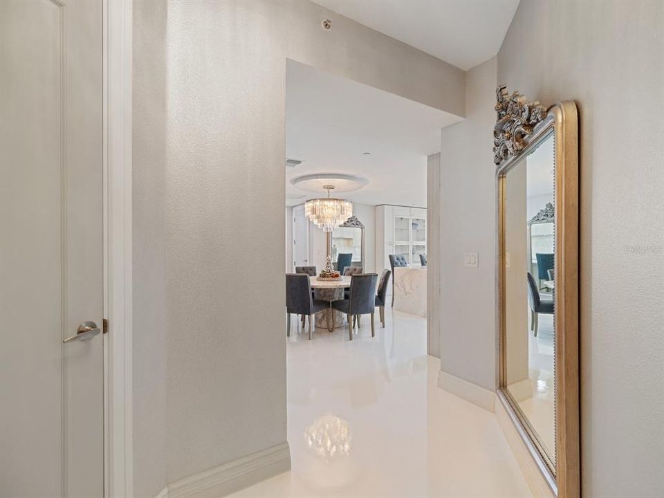 For Sale: $1,189,000 (2 beds, 2 baths, 1676 Square Feet)