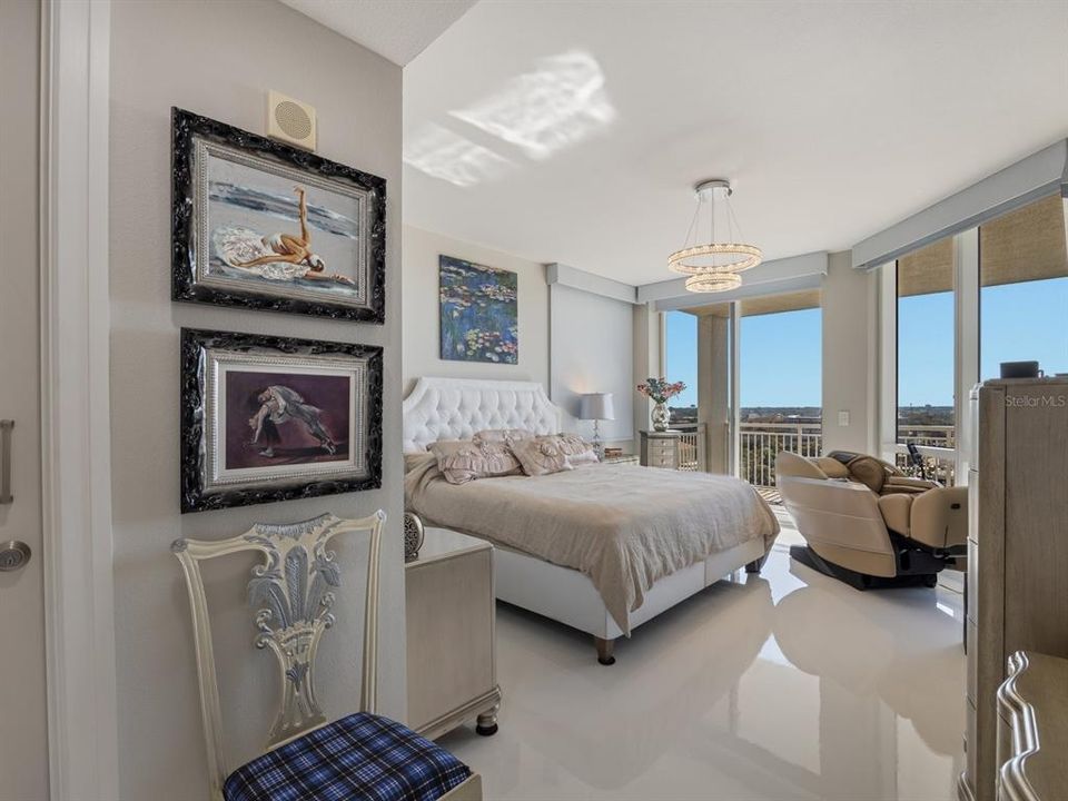 For Sale: $1,189,000 (2 beds, 2 baths, 1676 Square Feet)