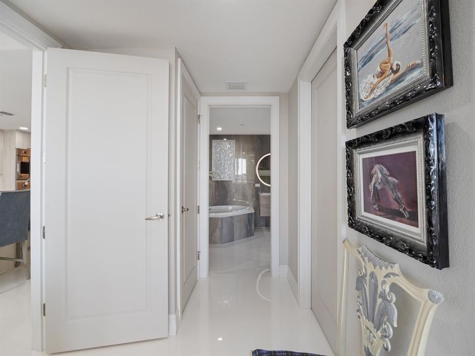 For Sale: $1,189,000 (2 beds, 2 baths, 1676 Square Feet)