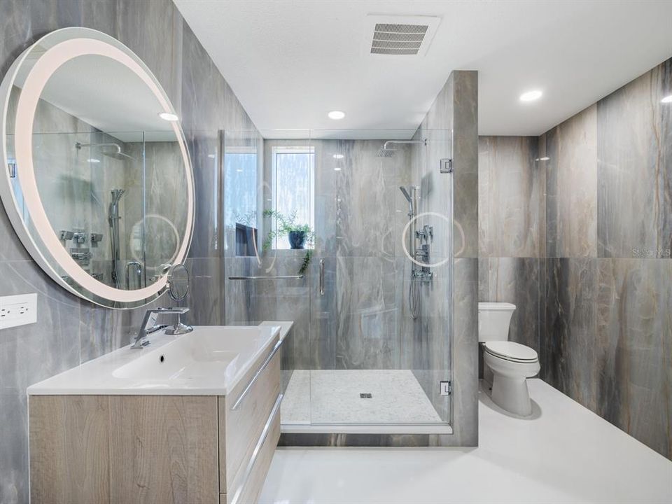 For Sale: $1,189,000 (2 beds, 2 baths, 1676 Square Feet)