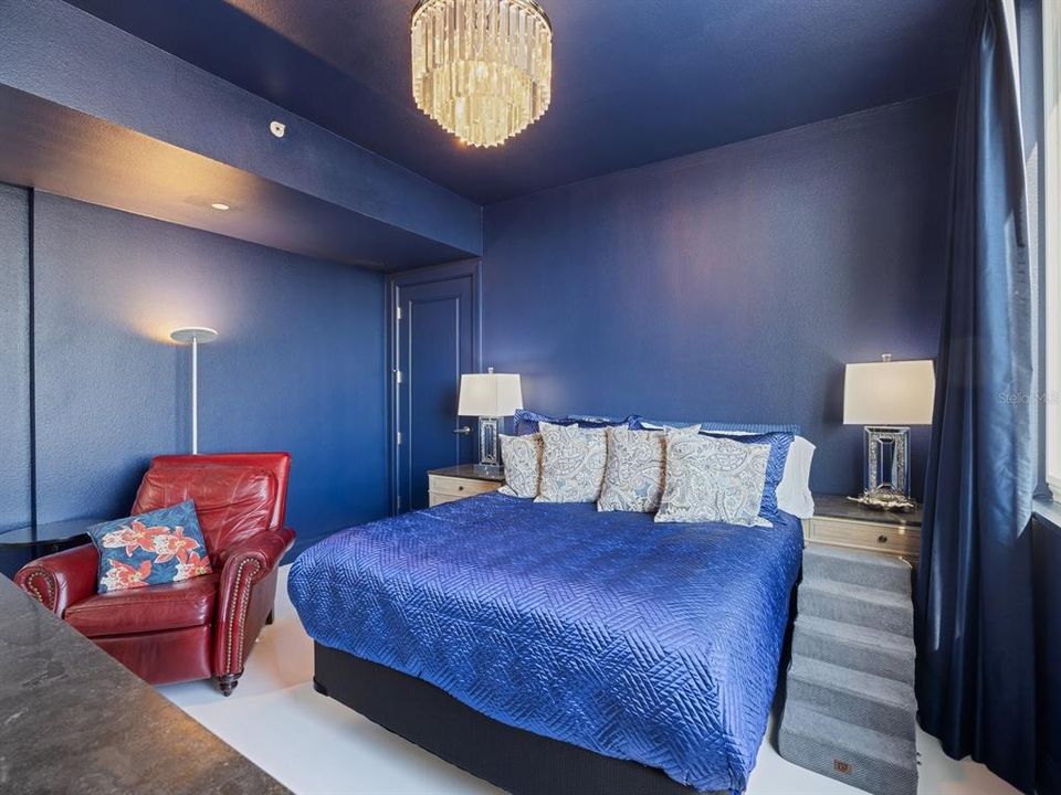 For Sale: $1,189,000 (2 beds, 2 baths, 1676 Square Feet)