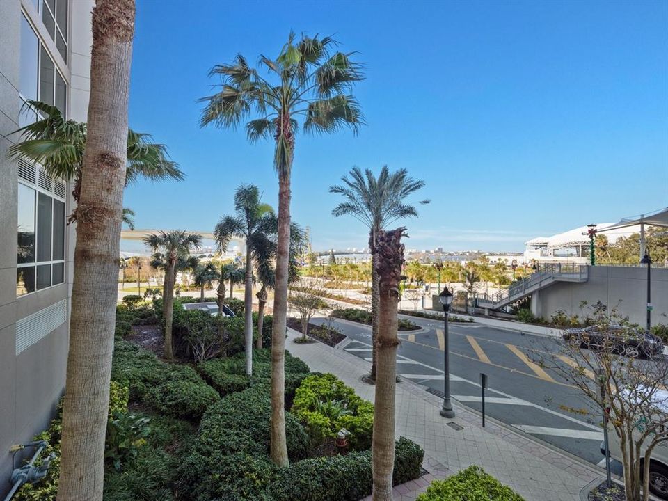 For Sale: $1,189,000 (2 beds, 2 baths, 1676 Square Feet)