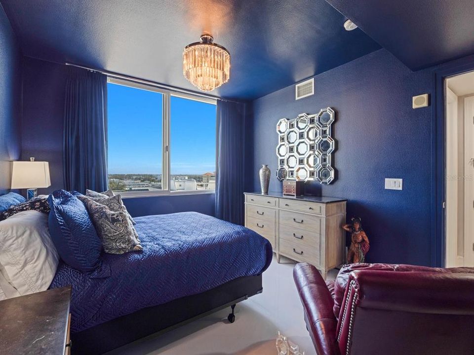 For Sale: $1,189,000 (2 beds, 2 baths, 1676 Square Feet)