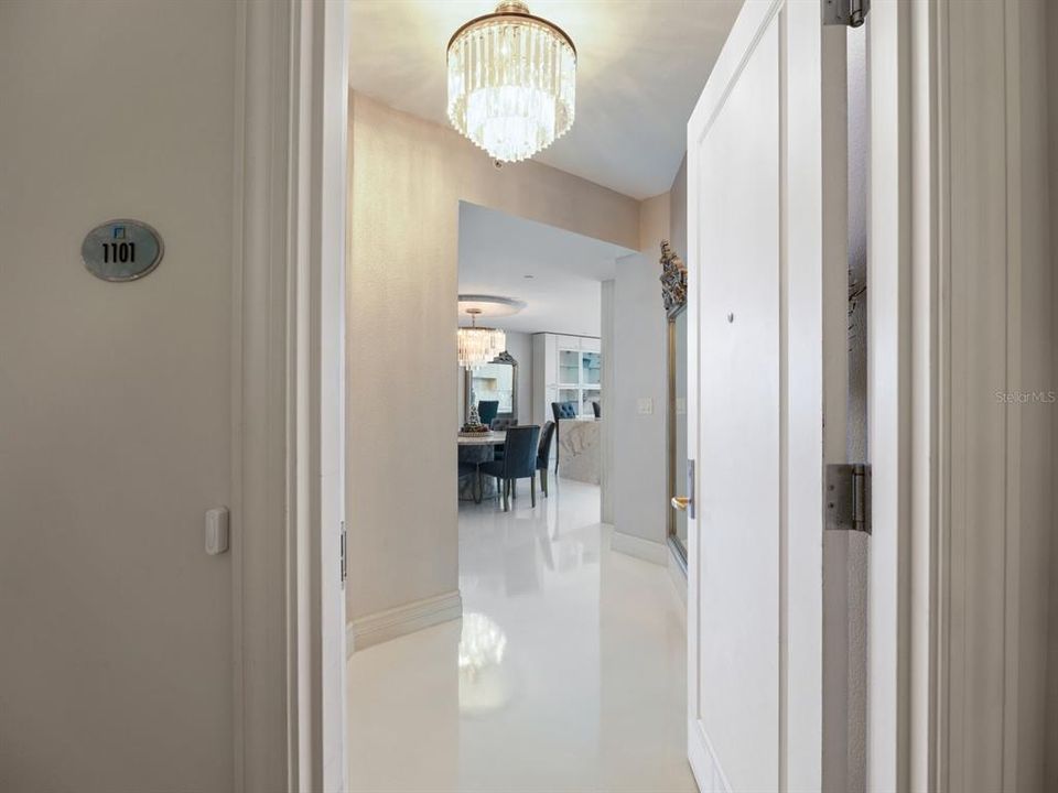 For Sale: $1,189,000 (2 beds, 2 baths, 1676 Square Feet)