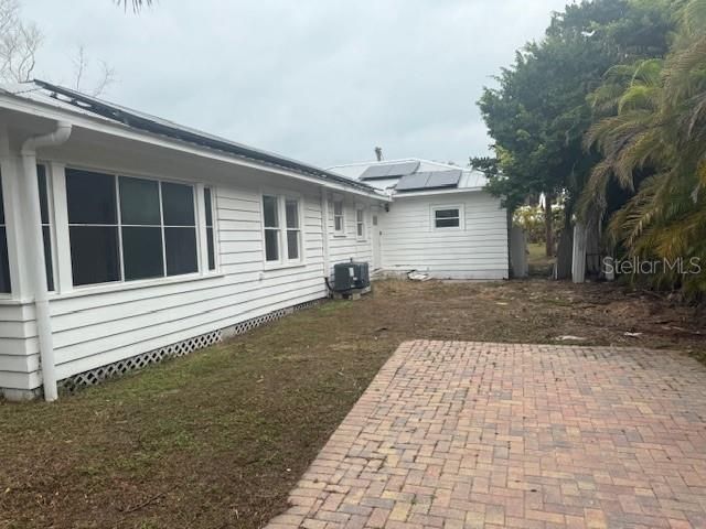 For Sale: $999,900 (4 beds, 4 baths, 2709 Square Feet)