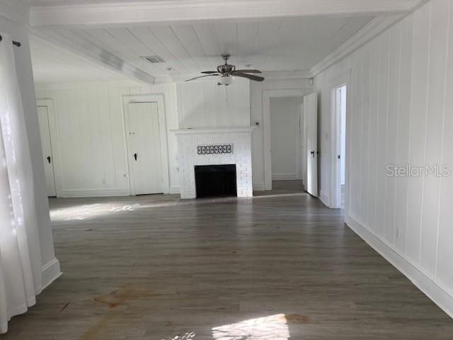 For Sale: $999,900 (4 beds, 4 baths, 2709 Square Feet)