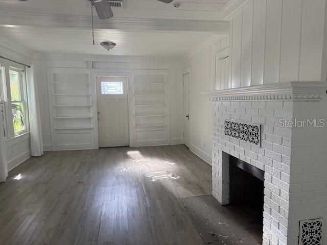 For Sale: $999,900 (4 beds, 4 baths, 2709 Square Feet)