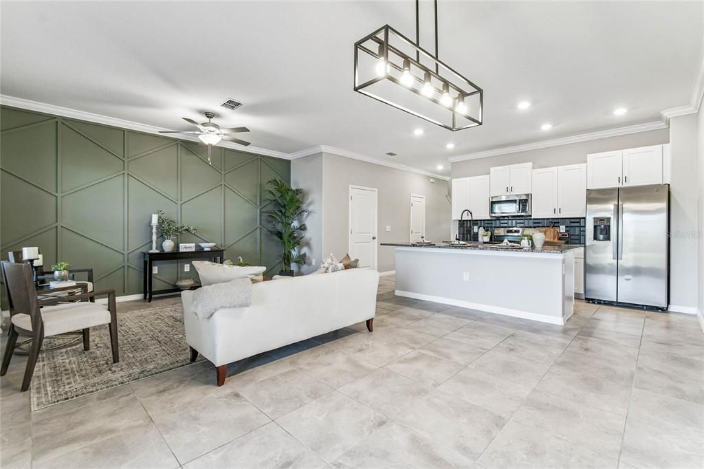 En Venta: $315,000 (3 camas, 2 baños, 1601 Pies cuadrados)