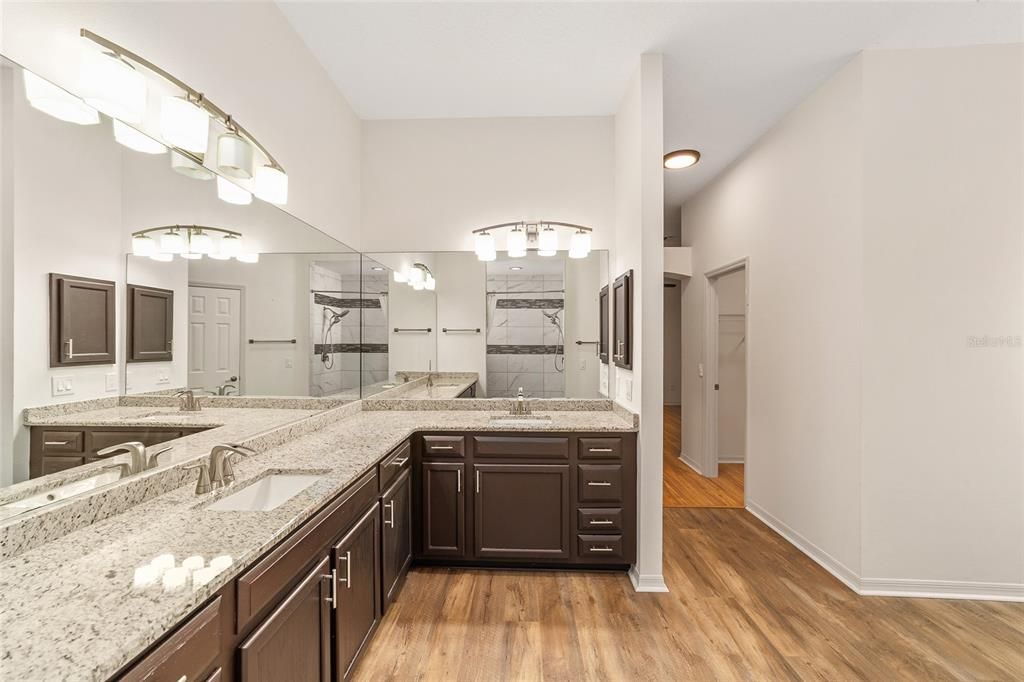 For Sale: $650,000 (3 beds, 2 baths, 2308 Square Feet)