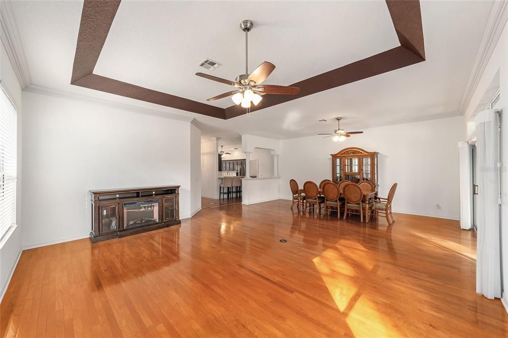 For Sale: $650,000 (3 beds, 2 baths, 2308 Square Feet)