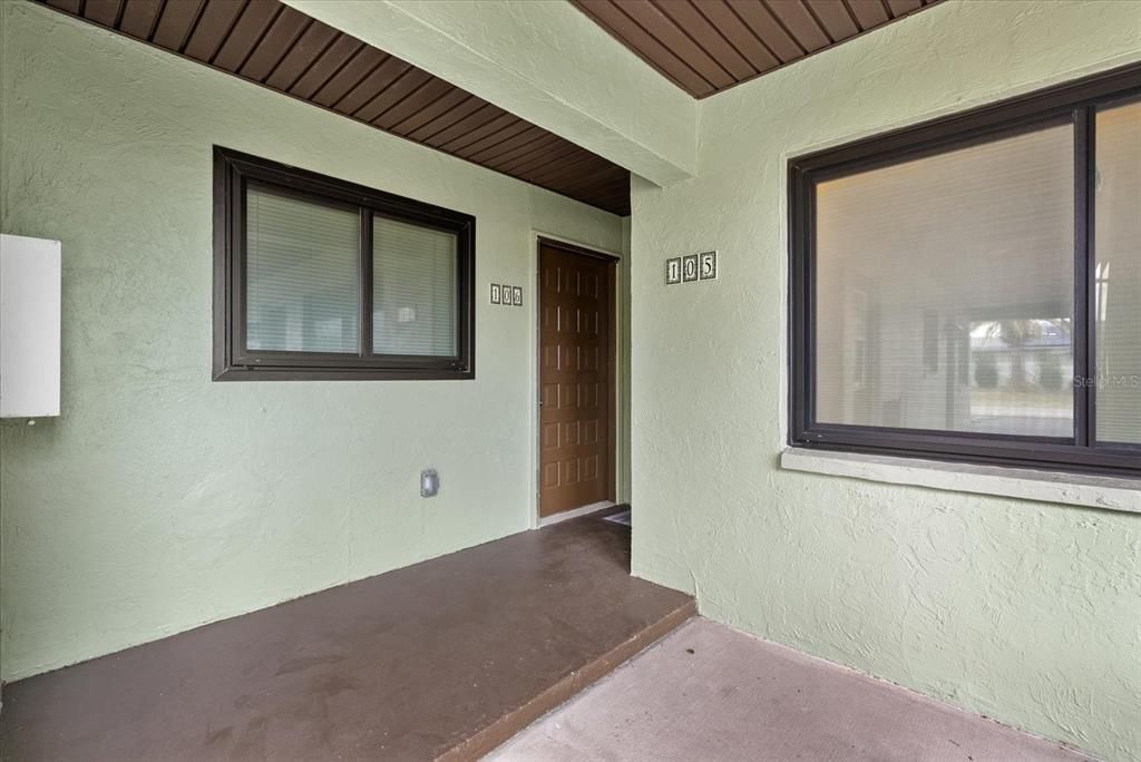 На продажу: $119,950 (1 спален, 1 ванн, 556 Квадратных фут)