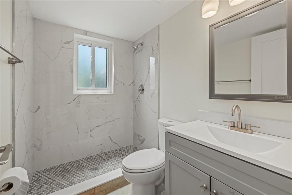 На продажу: $119,950 (1 спален, 1 ванн, 556 Квадратных фут)