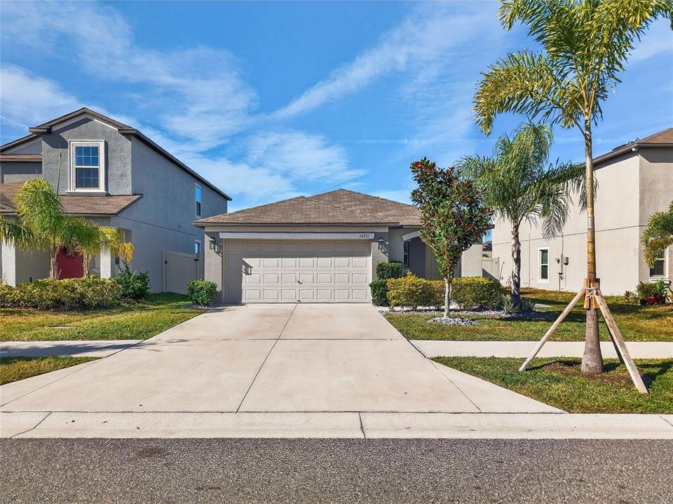 For Sale: $289,000 (3 beds, 2 baths, 1451 Square Feet)