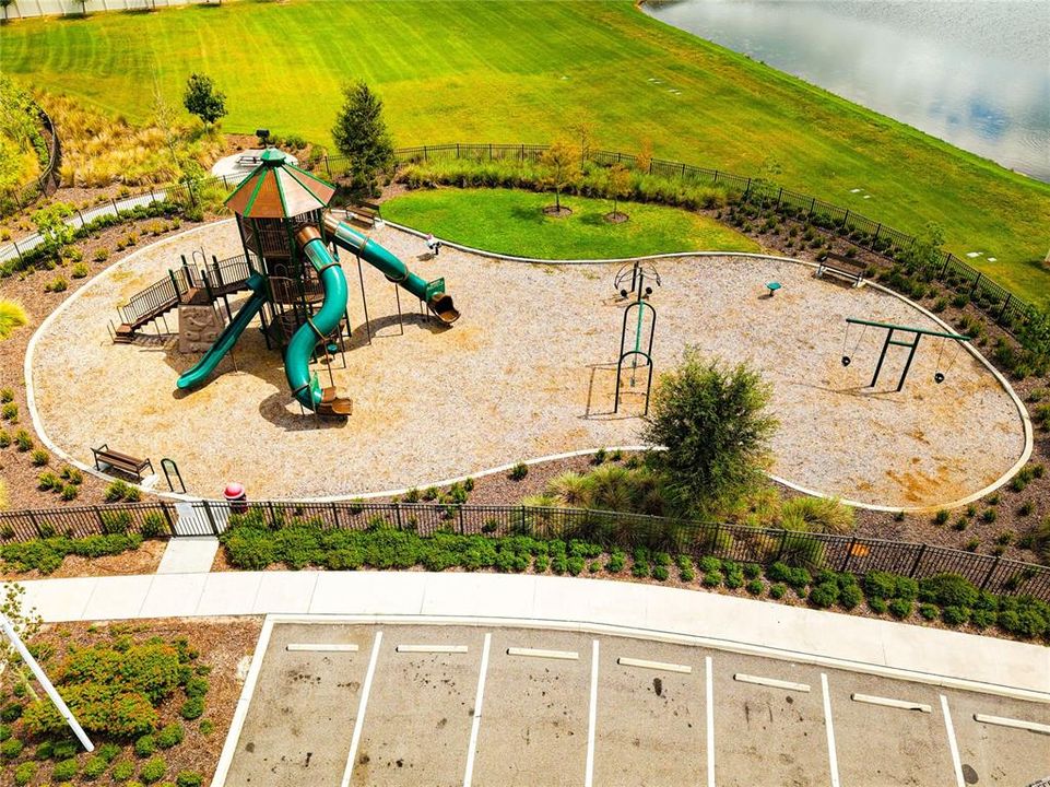 For Sale: $289,000 (3 beds, 2 baths, 1451 Square Feet)