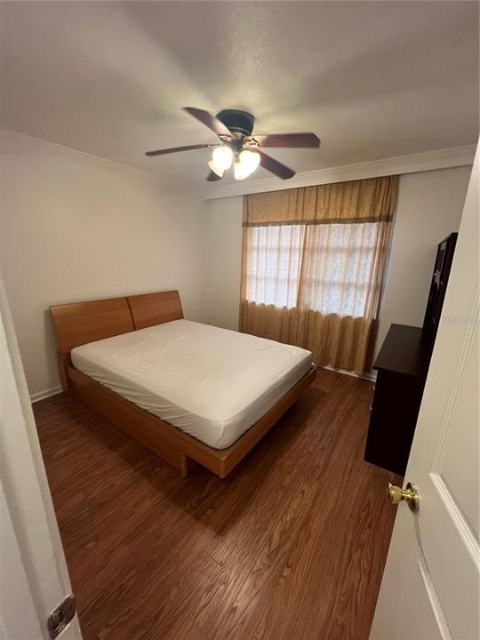 For Sale: $180,000 (4 beds, 2 baths, 1386 Square Feet)