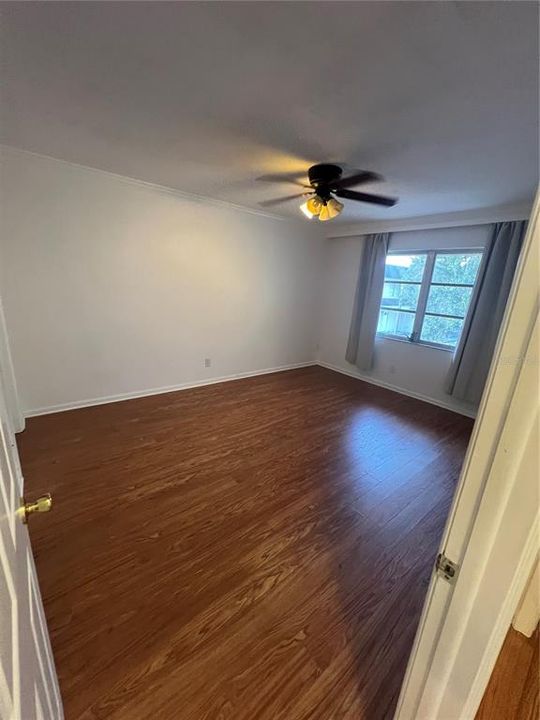 For Sale: $180,000 (4 beds, 2 baths, 1386 Square Feet)