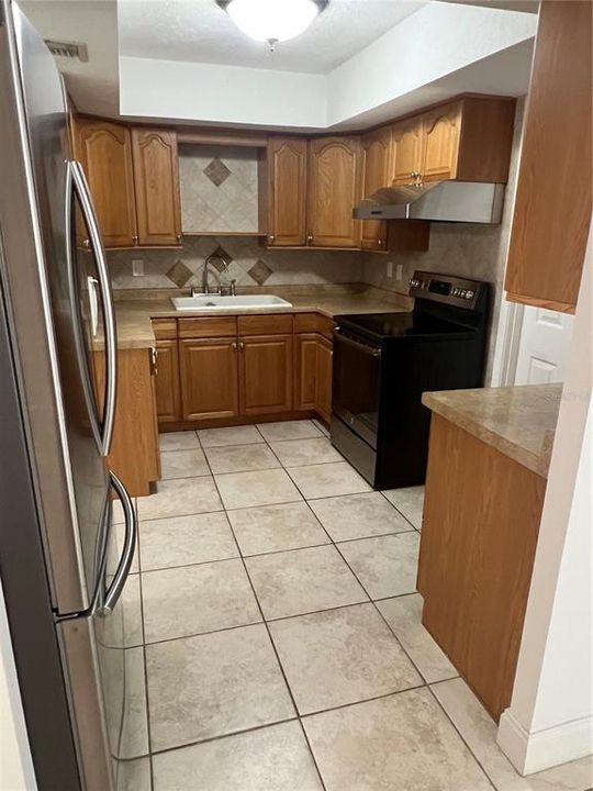 For Sale: $180,000 (4 beds, 2 baths, 1386 Square Feet)