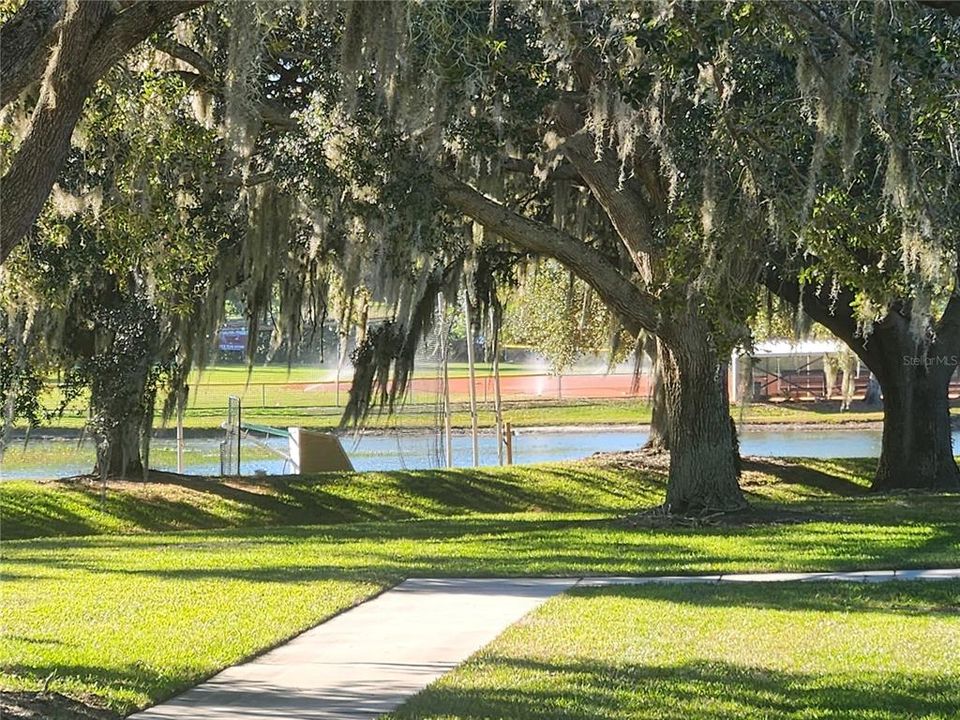 В аренду: $2,000 (2 спален, 2 ванн, 1724 Квадратных фут)