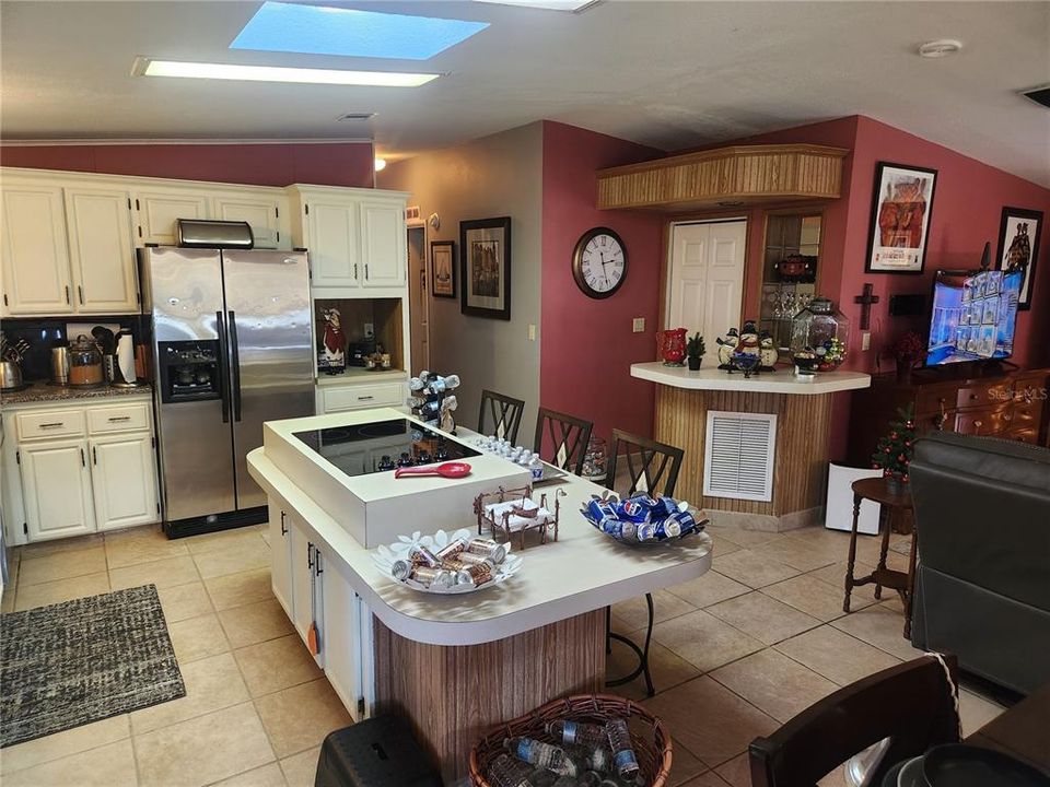 В аренду: $2,000 (2 спален, 2 ванн, 1724 Квадратных фут)