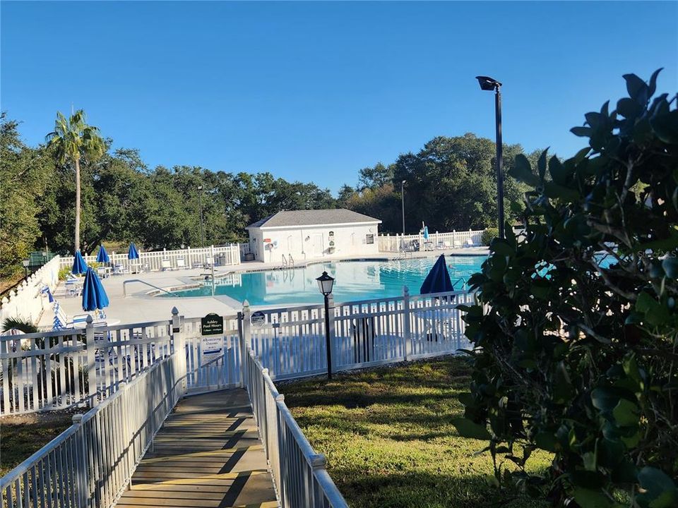 В аренду: $2,000 (2 спален, 2 ванн, 1724 Квадратных фут)