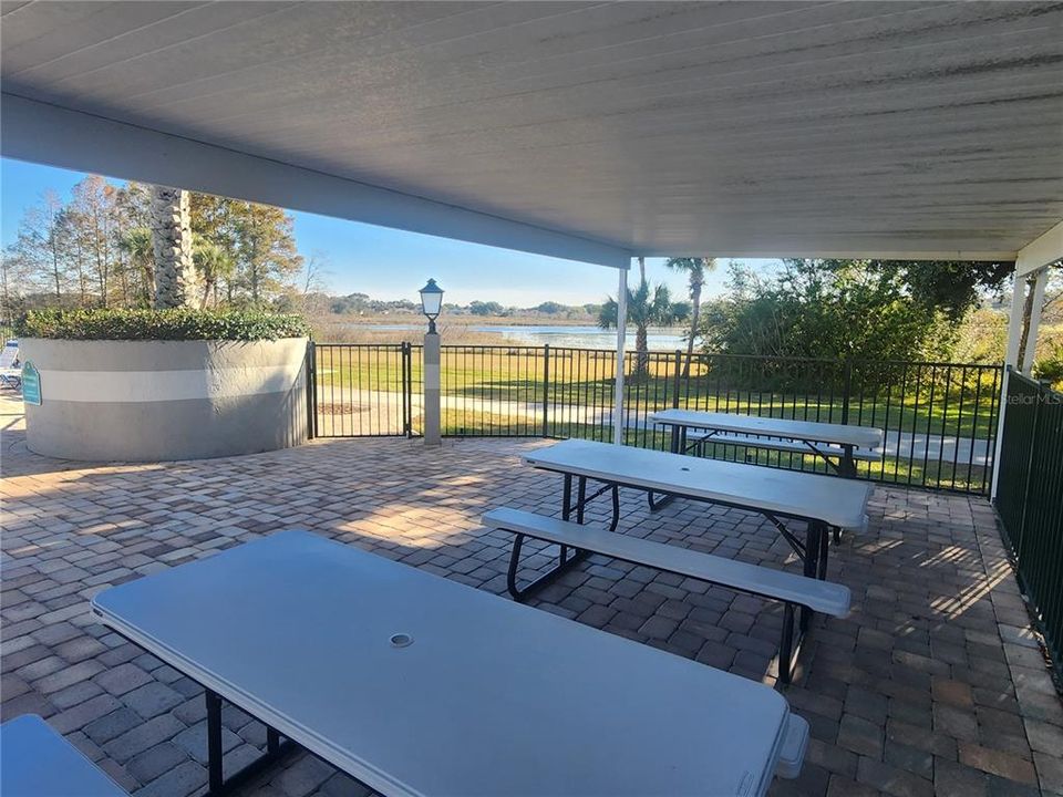 В аренду: $2,000 (2 спален, 2 ванн, 1724 Квадратных фут)