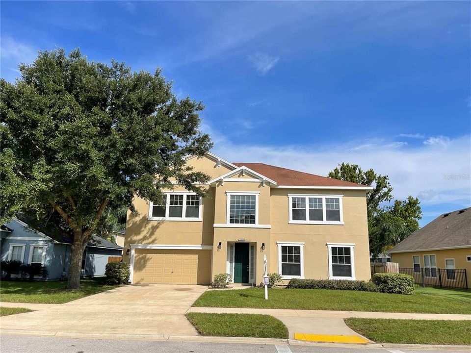 En Venta: $487,000 (5 camas, 2 baños, 3622 Pies cuadrados)