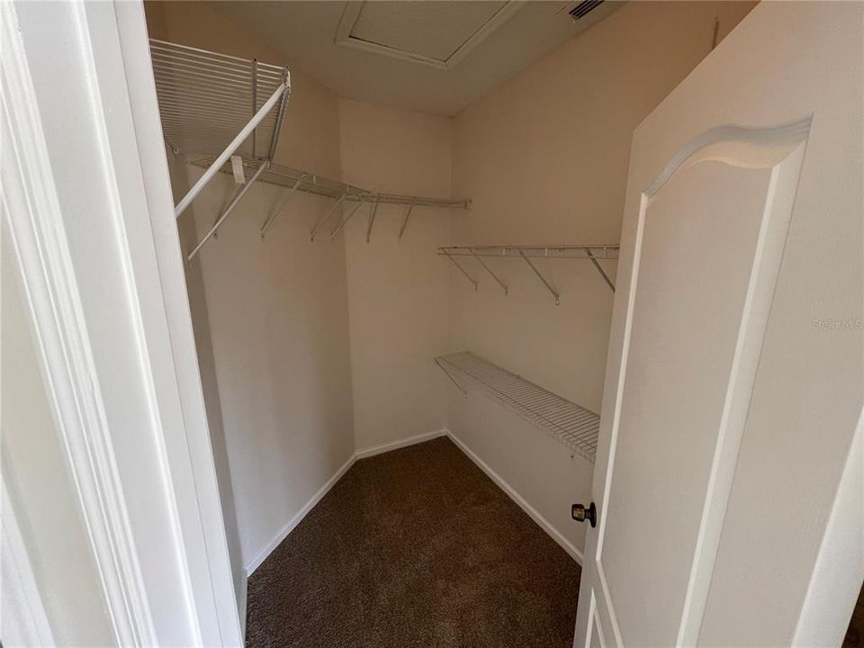 En Venta: $487,000 (5 camas, 2 baños, 3622 Pies cuadrados)