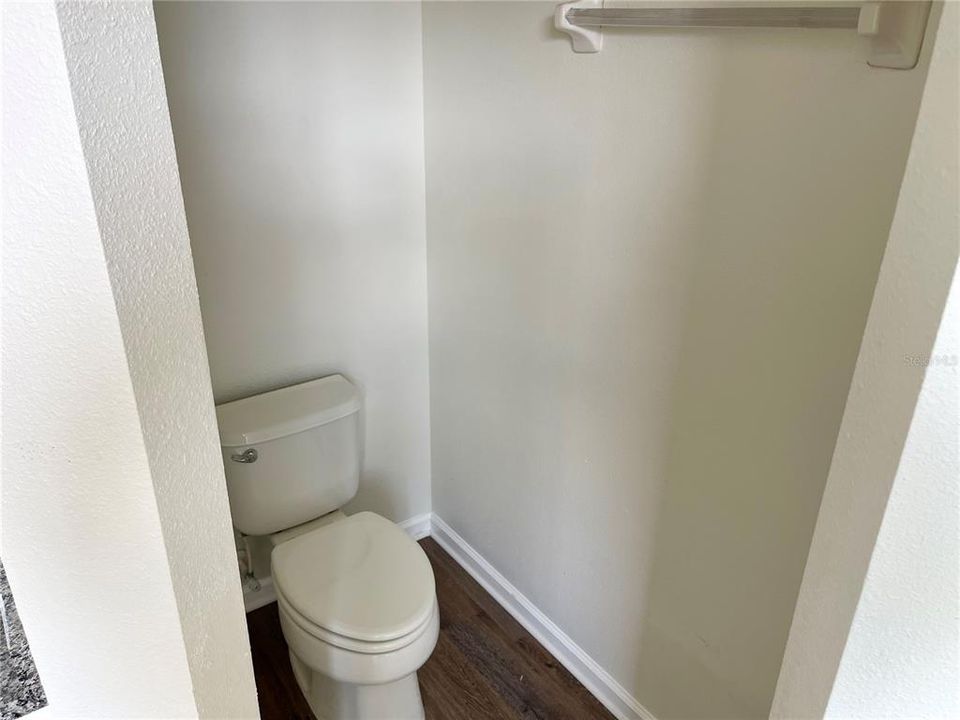 En Venta: $487,000 (5 camas, 2 baños, 3622 Pies cuadrados)