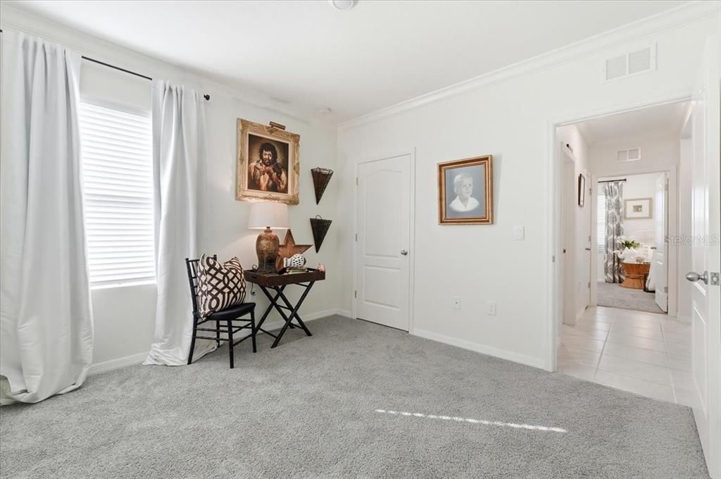 For Sale: $330,000 (3 beds, 2 baths, 1697 Square Feet)