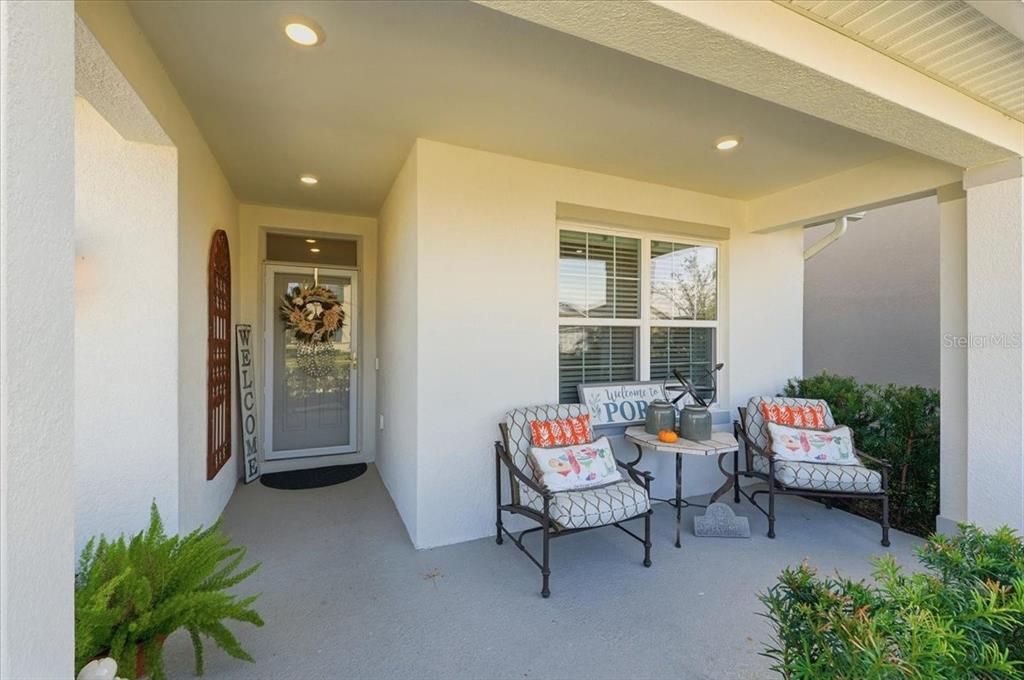 For Sale: $330,000 (3 beds, 2 baths, 1697 Square Feet)